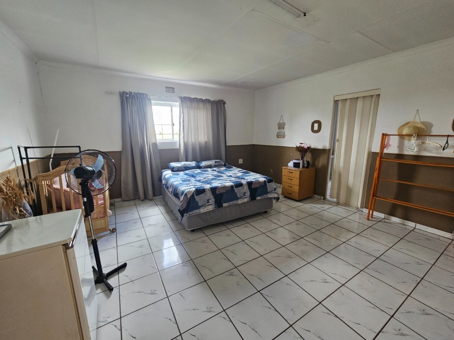 8 Bedroom Property for Sale in Potchefstroom Rural North West